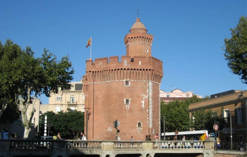 tour barande perpignan location